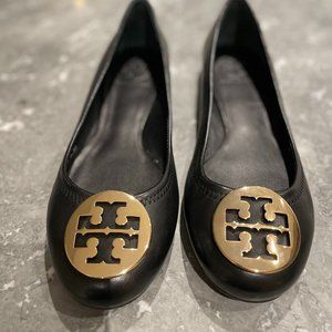 Never Worn Tory Burch (Size 7) Black Ballet Flats